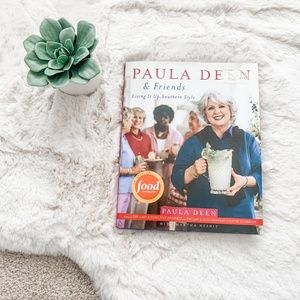 Hardcover Paula Deen and Friends Southern Cookbook